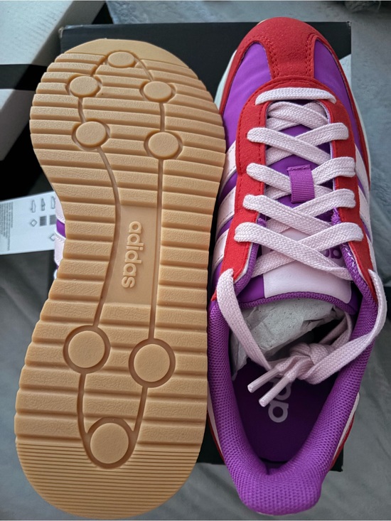 Adidas Run 70s 2.0 J Pink Purple Sneakers NWT Youth Size 4/5